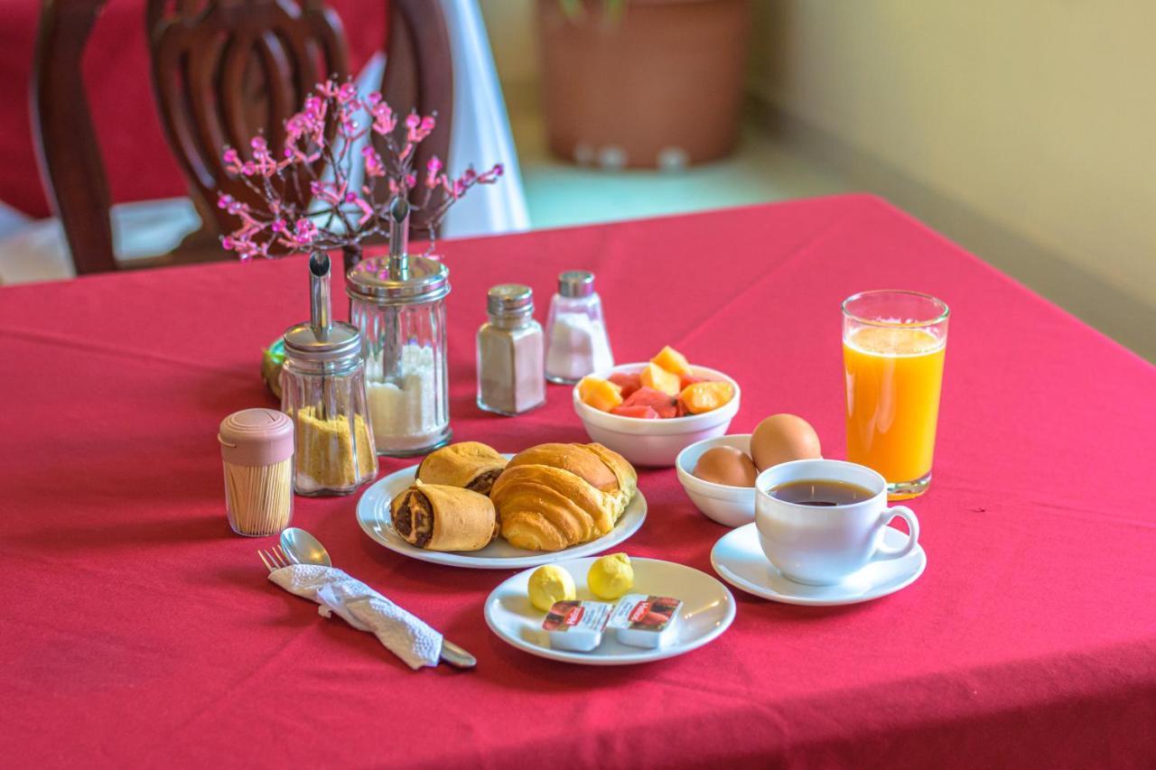 Hotel Cumbaya Sanvy Κίτο Εξωτερικό φωτογραφία
